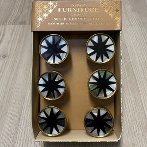 Set of 6 Gold with Black and Shell Like Accents